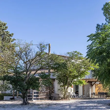 Privatisation Des Du Domaine Font Castel * Béziers